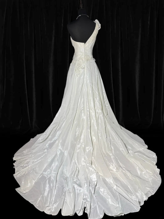Women's Ball Gown One Shoulder Sleeveless White Lace Tiered Satin Long Vintage Fitted 70s Wedding Dresses AS039