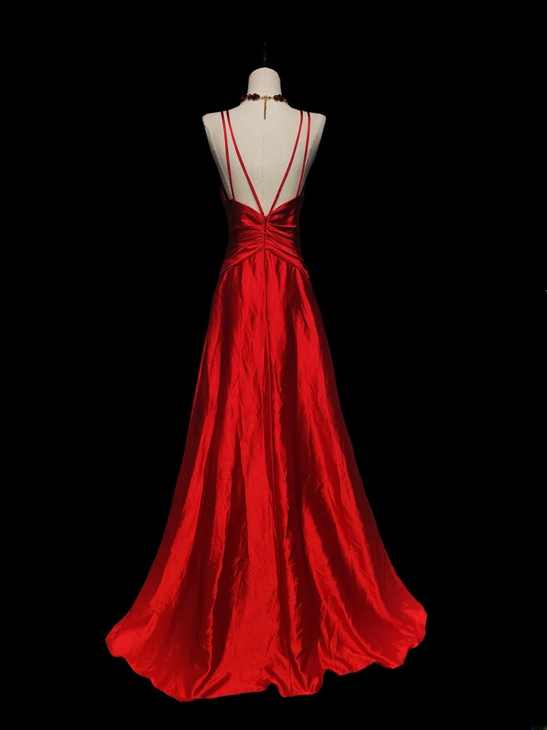 Retro 60er Jahre A-Linien-Kleid mit Spaghettiträgern, rotem Satin mit Perlen, ärmellos, langes Ballkleid, Outfit für den Schulabschlussball AS045