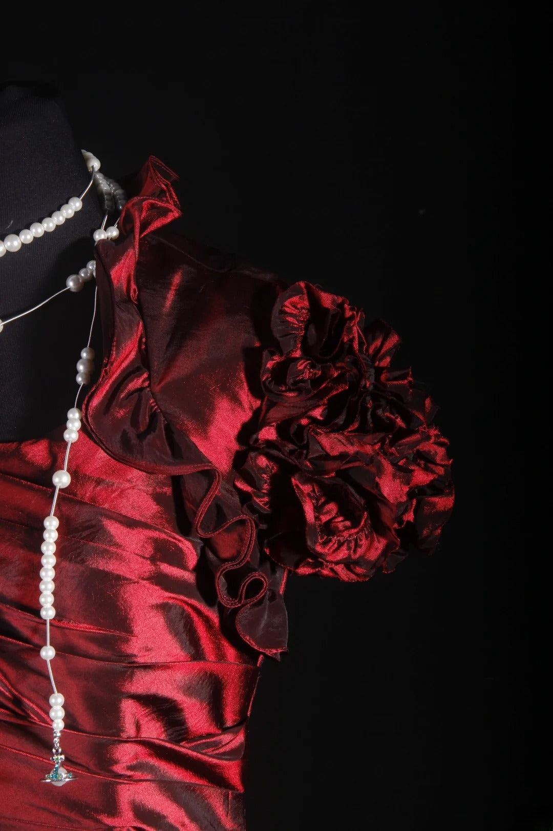 Robe de cocktail sirène années 90, col carré, en taffetas rouge plissé, longue, idéale pour les remises de diplômes et les bals de fin d'année (AS069)