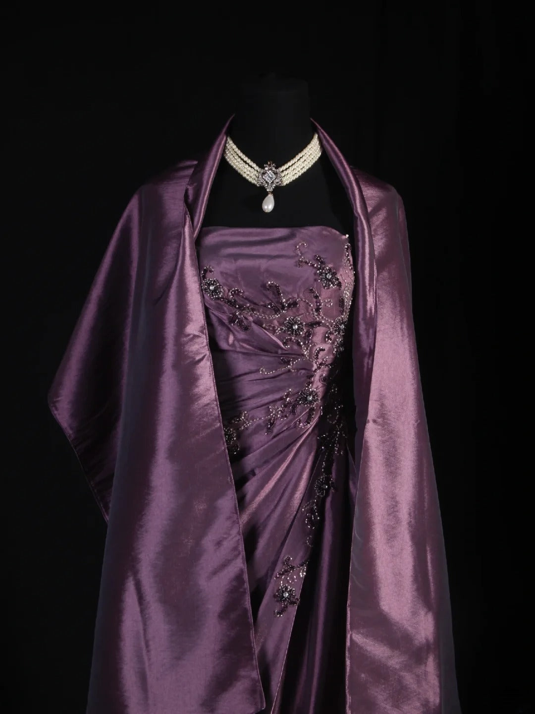 Retro-Ballkleider für Damen, trägerloses Cocktailkleid mit Perlen und Cape im 90er-Jahre-Stil, lila, langes Abendkleid, Abschlussballkleid AS143