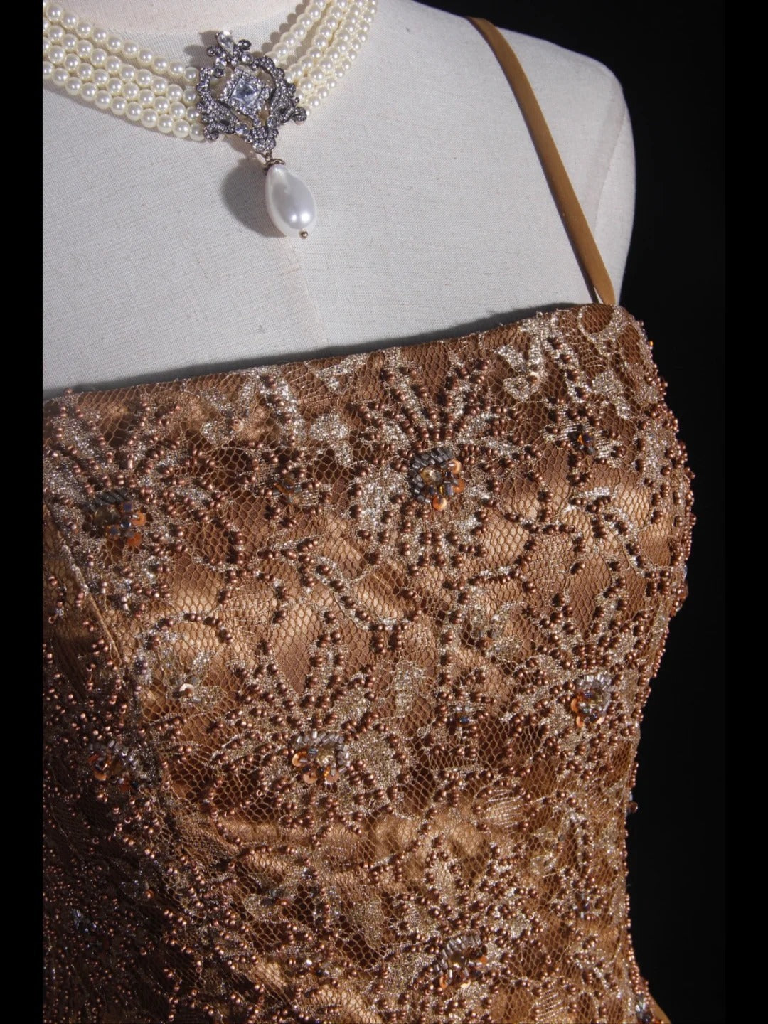 Vintage 70s Mermaid Spaghetti Straps Gold Lace Beaded Bodice Plus Size Long Prom Dresses Impress 21th Birthday Outfits Prom Gown AS318