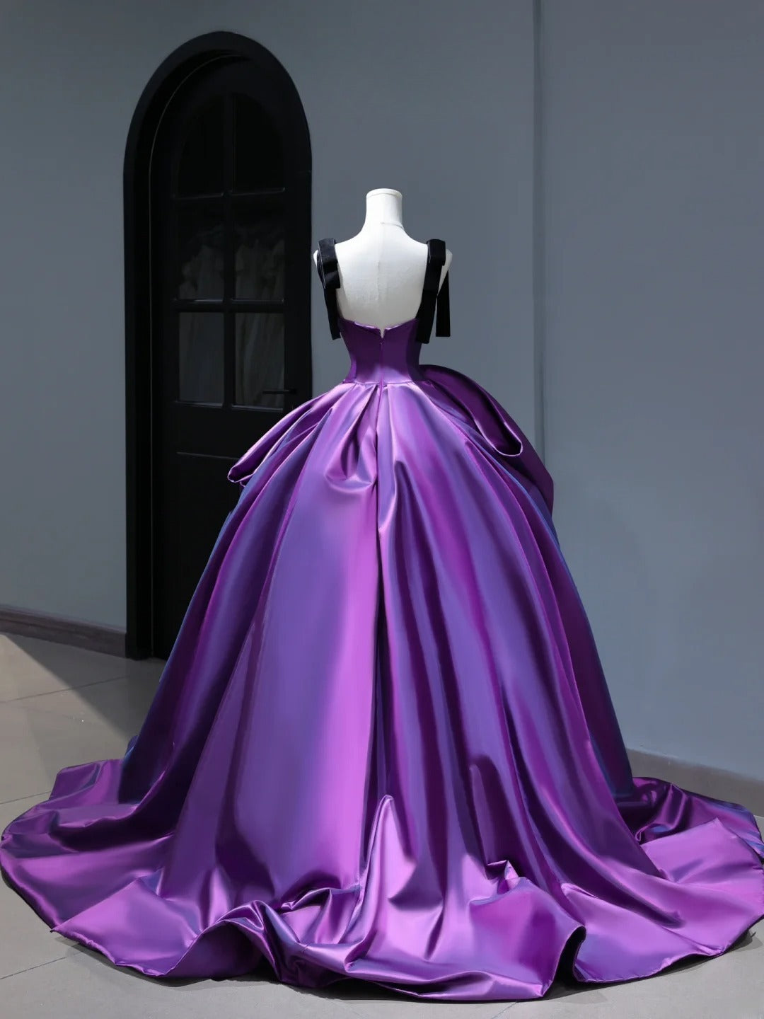 Neues lila Satin-Ballkleid für Quinceañeras, schlicht, sexy, für Partys und süße 16 Geburtstage, Kleid AS404