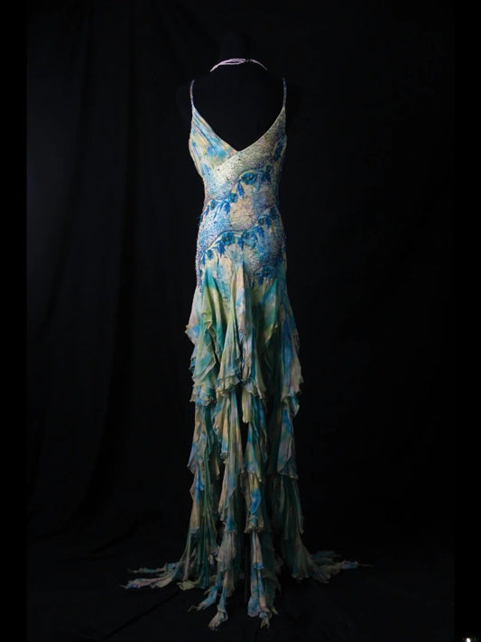 Robe de bal vintage sirène à fines bretelles, en mousseline bleue fleurie, style années 70, ornée de perles. Inspiration pour une tenue de 18 ans ou une robe de soirée pour femme (AS468).