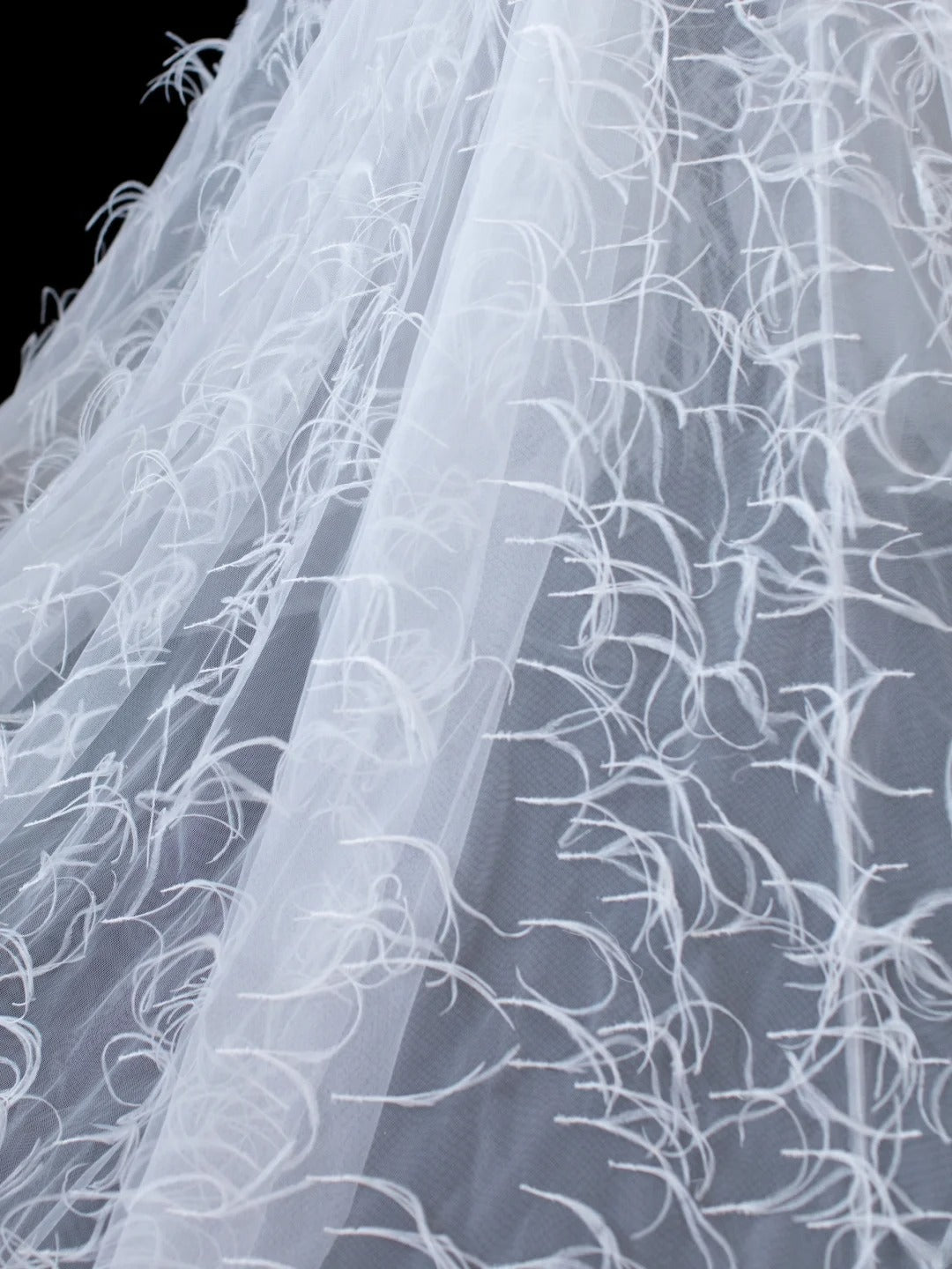 Robe de mariée vintage intemporelle pour femme, coupe trapèze, sans bretelles, en dentelle blanche ornée de plumes, style années 1920, AS584