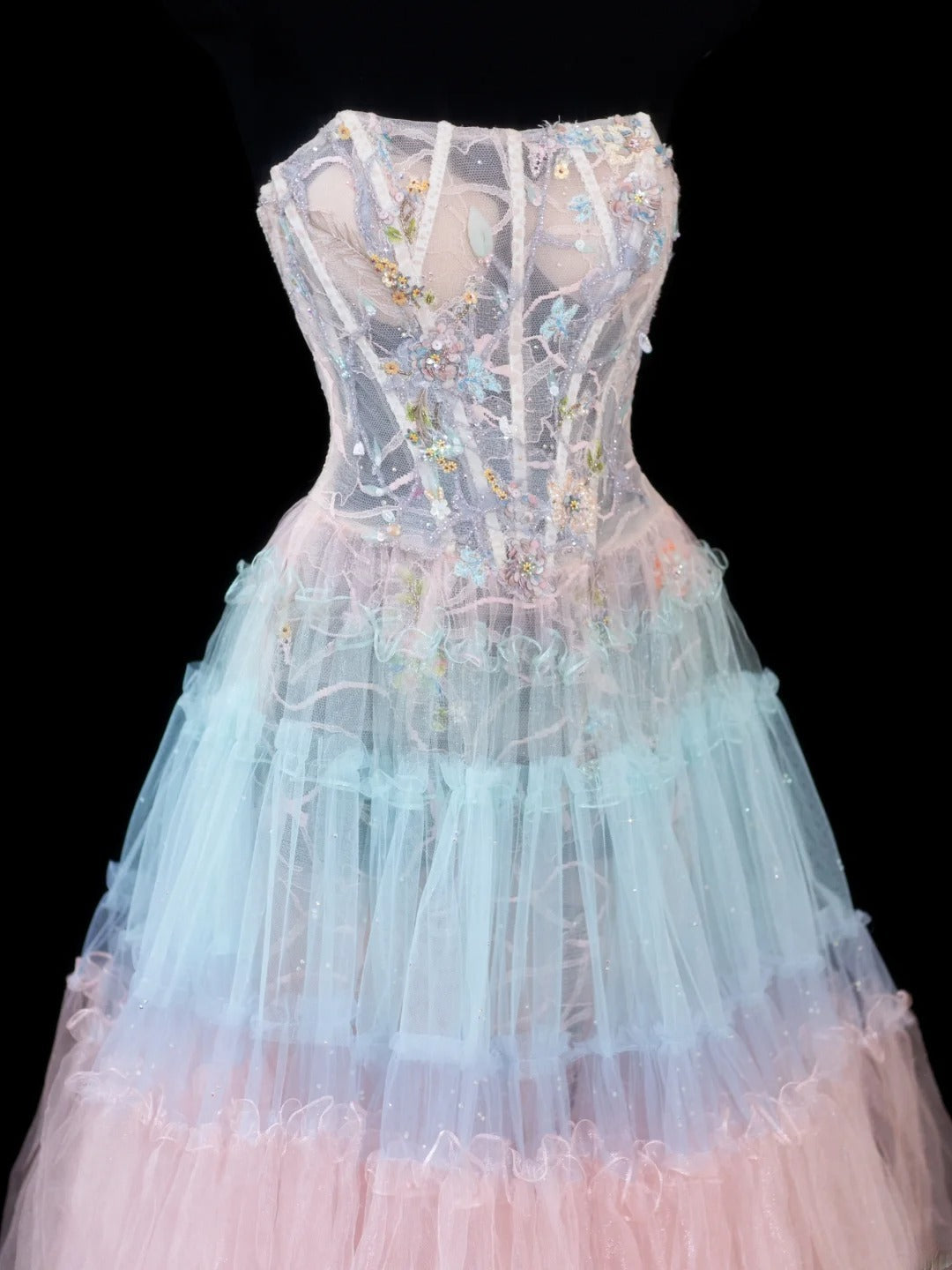 Robe de bal élégante sans bretelles, top en tulle et dentelle multicolores, robe de soirée chic et élégante, tenue de dîner, robe de fête raffinée AS606