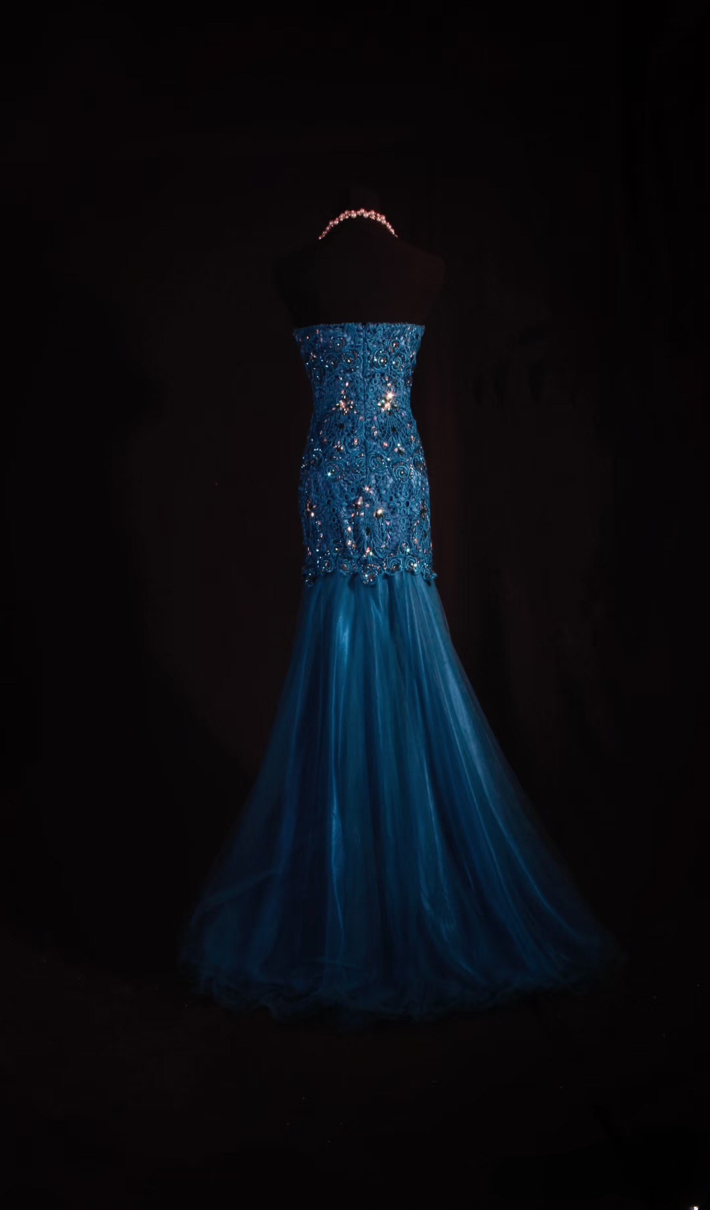 Robe de bal rétro sirène bustier cœur en tulle et dentelle ornée de perles argentées, robe de bal longue vintage, robe de soirée AU005