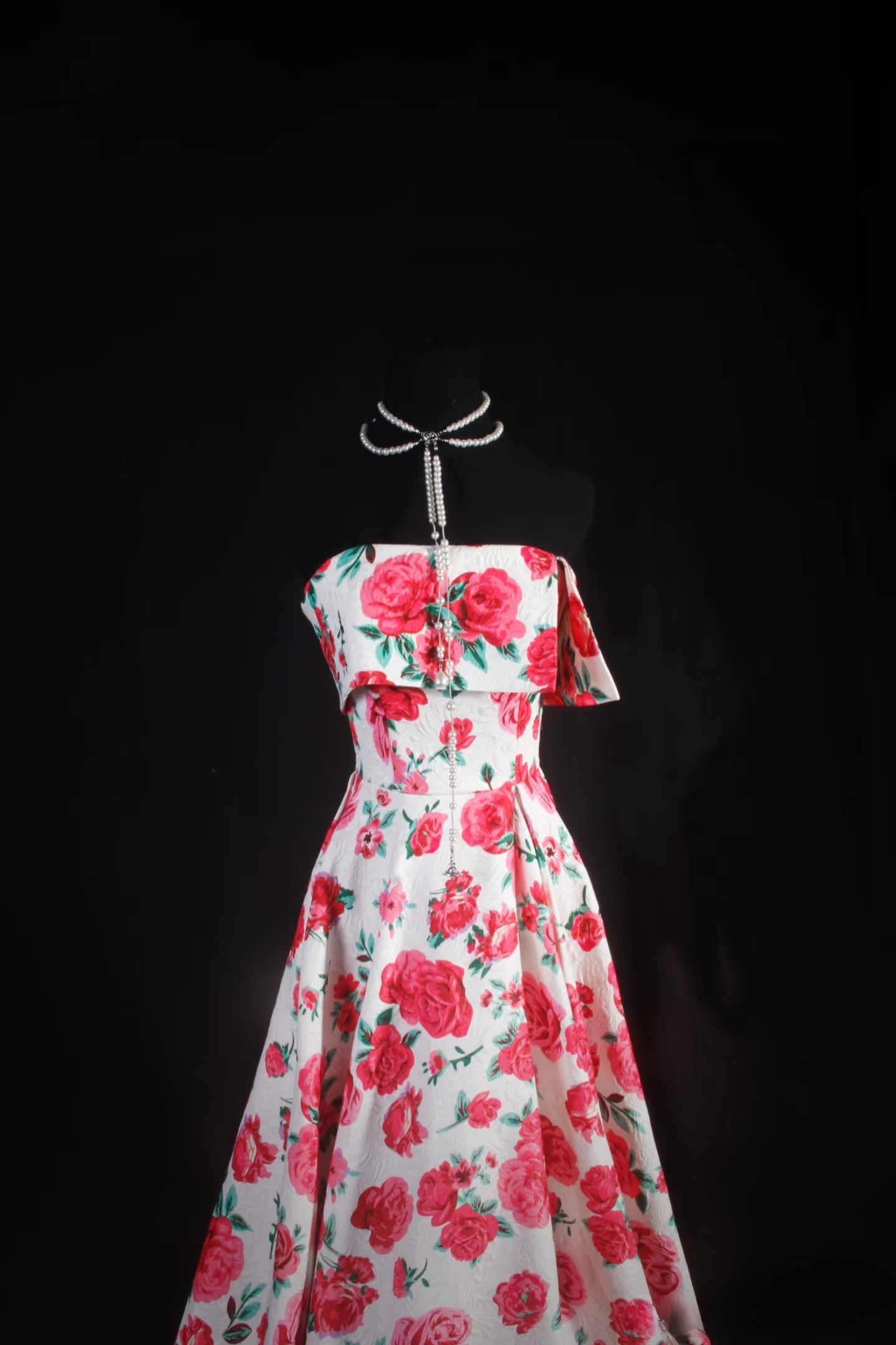 Robe de bal longue en satin rose à imprimé floral, coupe trapèze, bustier, style A, inspirée par une fleur (AU006)