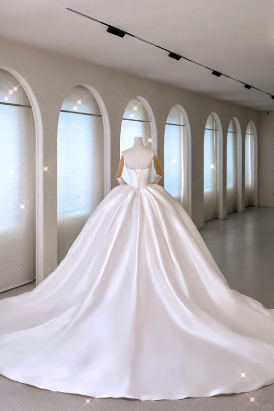 Elegant Ball Gown Sweetheart Fitted Corset Ruffles Satin Wedding Dress Bride Gowns Wedding Dresses With Gloves AU011