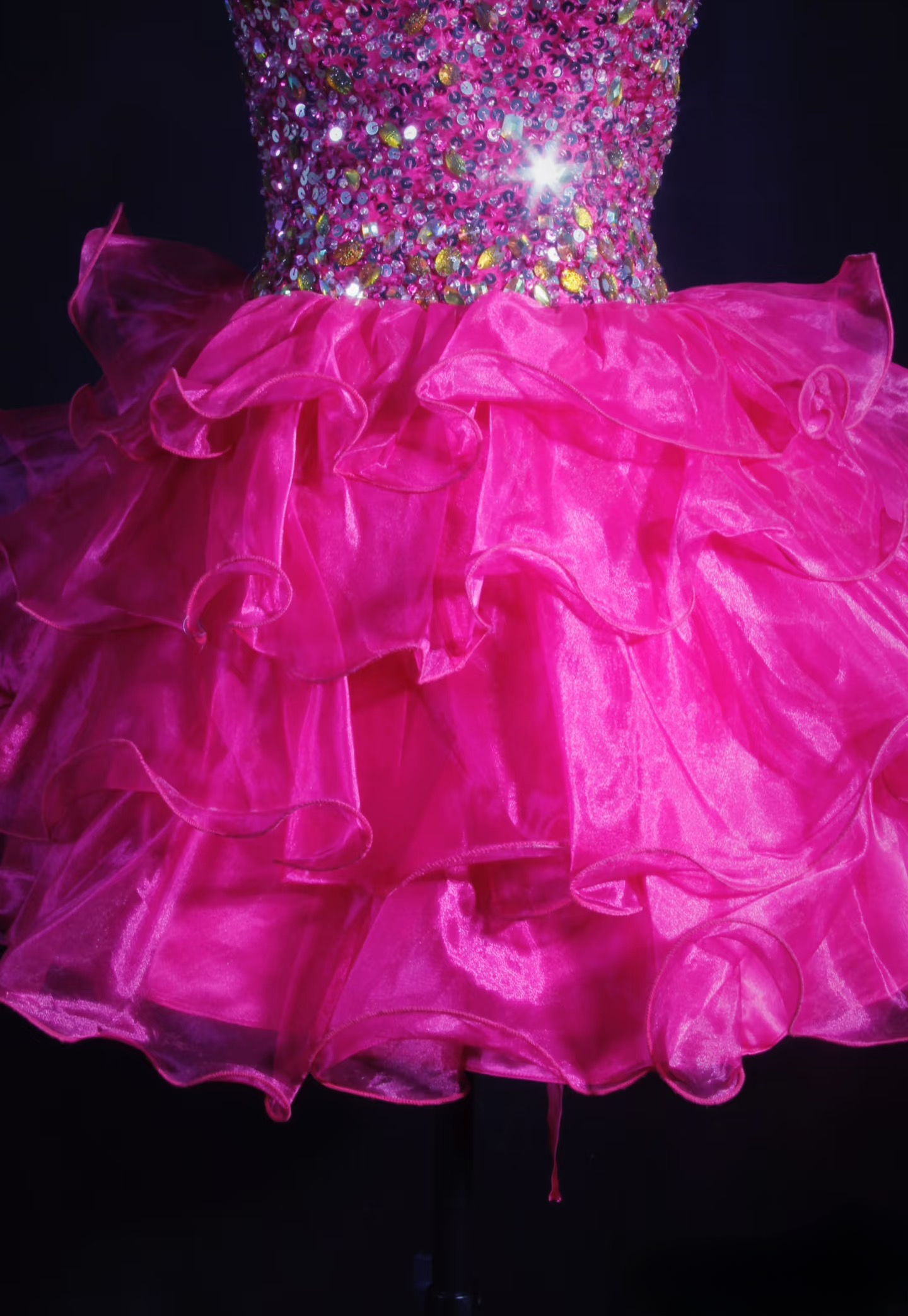 Robe de bal chic, décolleté cœur, tulle rose fuchsia, perles, courte, robe d'anniversaire pour les 18 ans, robe de soirée, robe de cocktail AU064