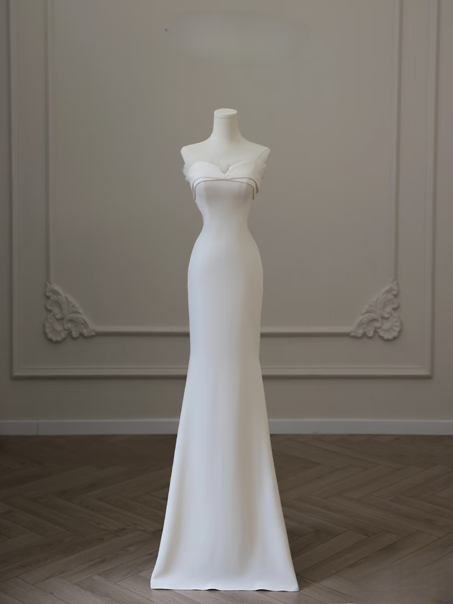 Robe de mariée longue en satin blanc, style sirène classique, décolleté en cœur, robes de mariée formelles féeriques AU085