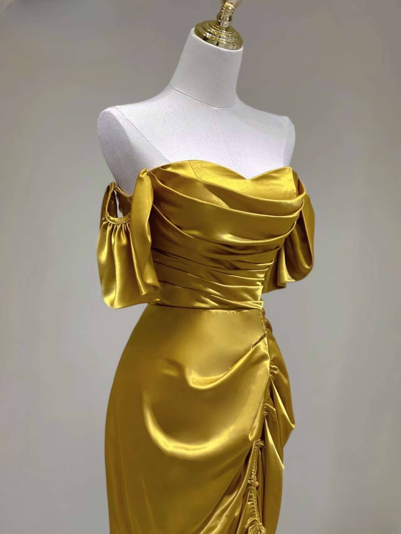 Robe de bal longue en satin doré, fourreau intemporelle, épaules dénudées, tenue de soirée, d'anniversaire, de remise de diplôme, AU154
