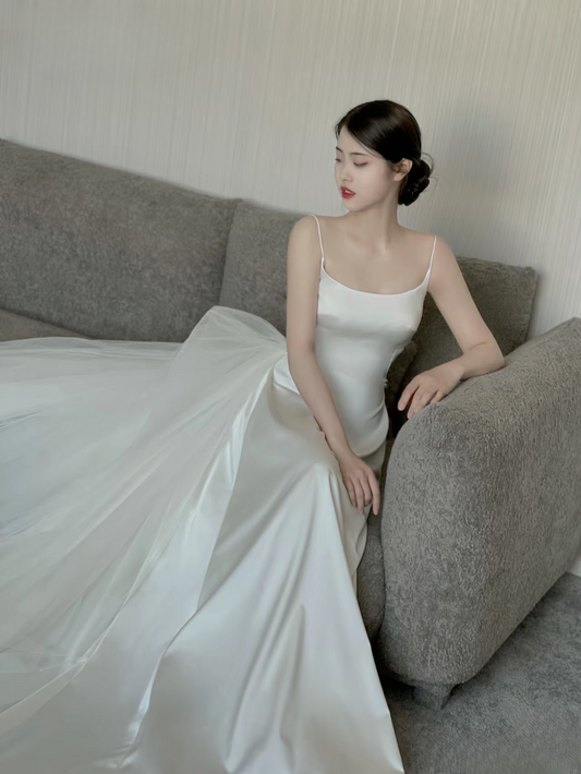 Dream Mermaid Spaghetti Straps Sleeveless Satin White Wedding Dress Fairy Formal Brides Gown Wedding Dresses AU165