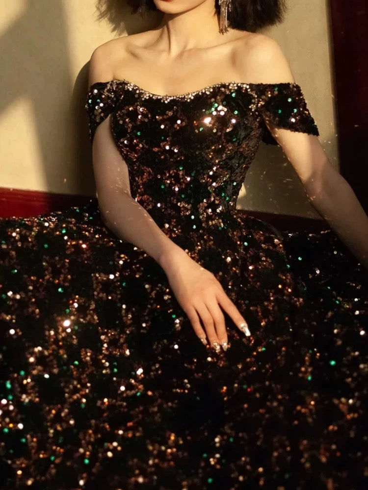 Bescheidenes Ballkleid aus der Schulter, schwarze Pailletten, lange Ballkleider, Partykleid, 20. Geburtstag, Outfits, Abschlusskleid AU208