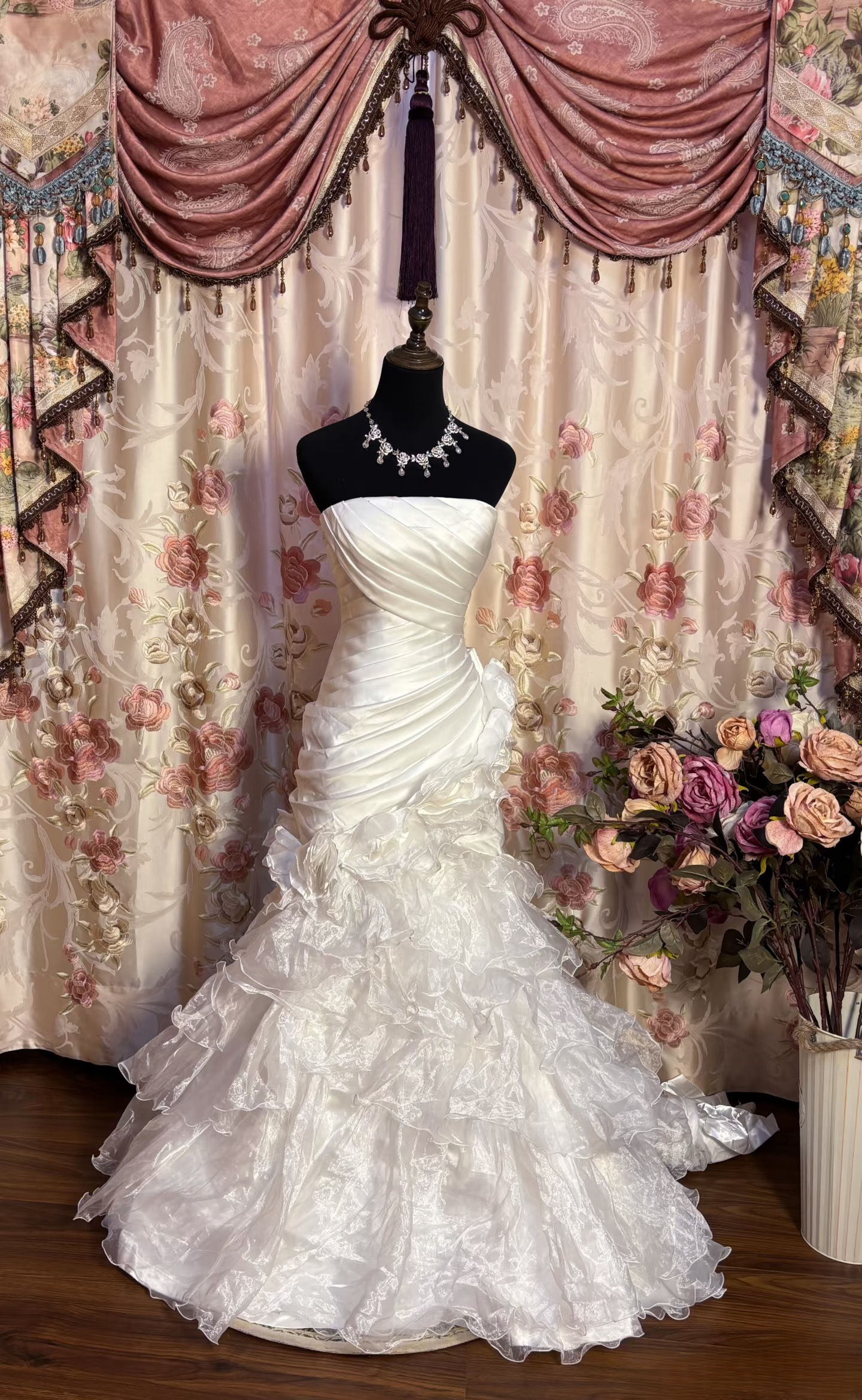 Retro Mermaid Strapless Satin 70s White Fitted Corset Long Wedding Dress Bride Gowns Brides Dresses AU220