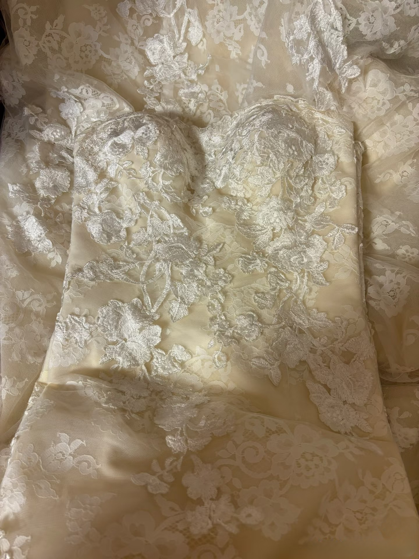 Robe de mariée sirène rétro années 60, bustier blanc ajusté, longue dentelle, AU240