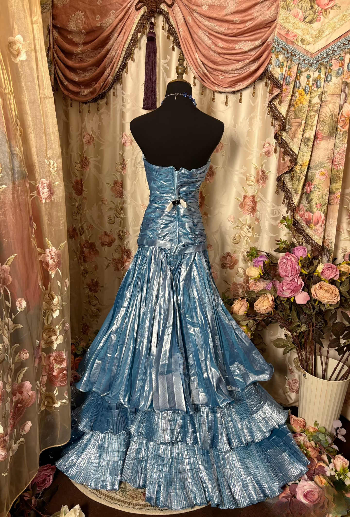 Gorgeous Mermaid Strapless With Feathers 80s Sleeveless Long Prom Dresses Formal Evening Gowns AU315