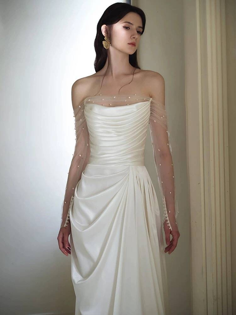 Robe de mariée blanche en satin, simple, sans bretelles, style conte de fées, AU463