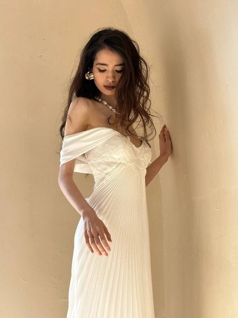 Dream A Line Off The Shoulder White Chiffon Wedding Dress Styles Long Fairytale Brides Gown Wedding Dresses Ideas AU498