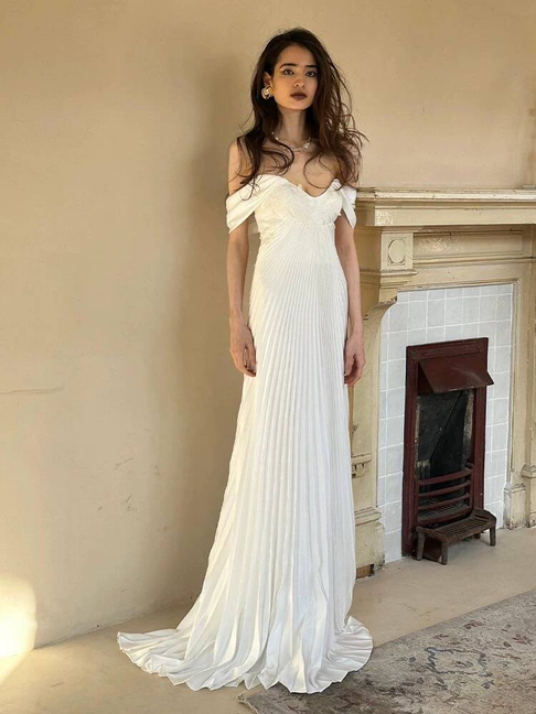 Dream A Line Off The Shoulder White Chiffon Wedding Dress Styles Long Fairytale Brides Gown Wedding Dresses Ideas AU498