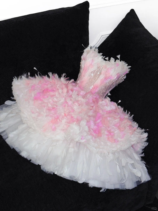 Luxury Ball Gown Strapless Pink Feathers Short 18th Birthday Dress Homecoming Dresses Cocktail Gown AU606