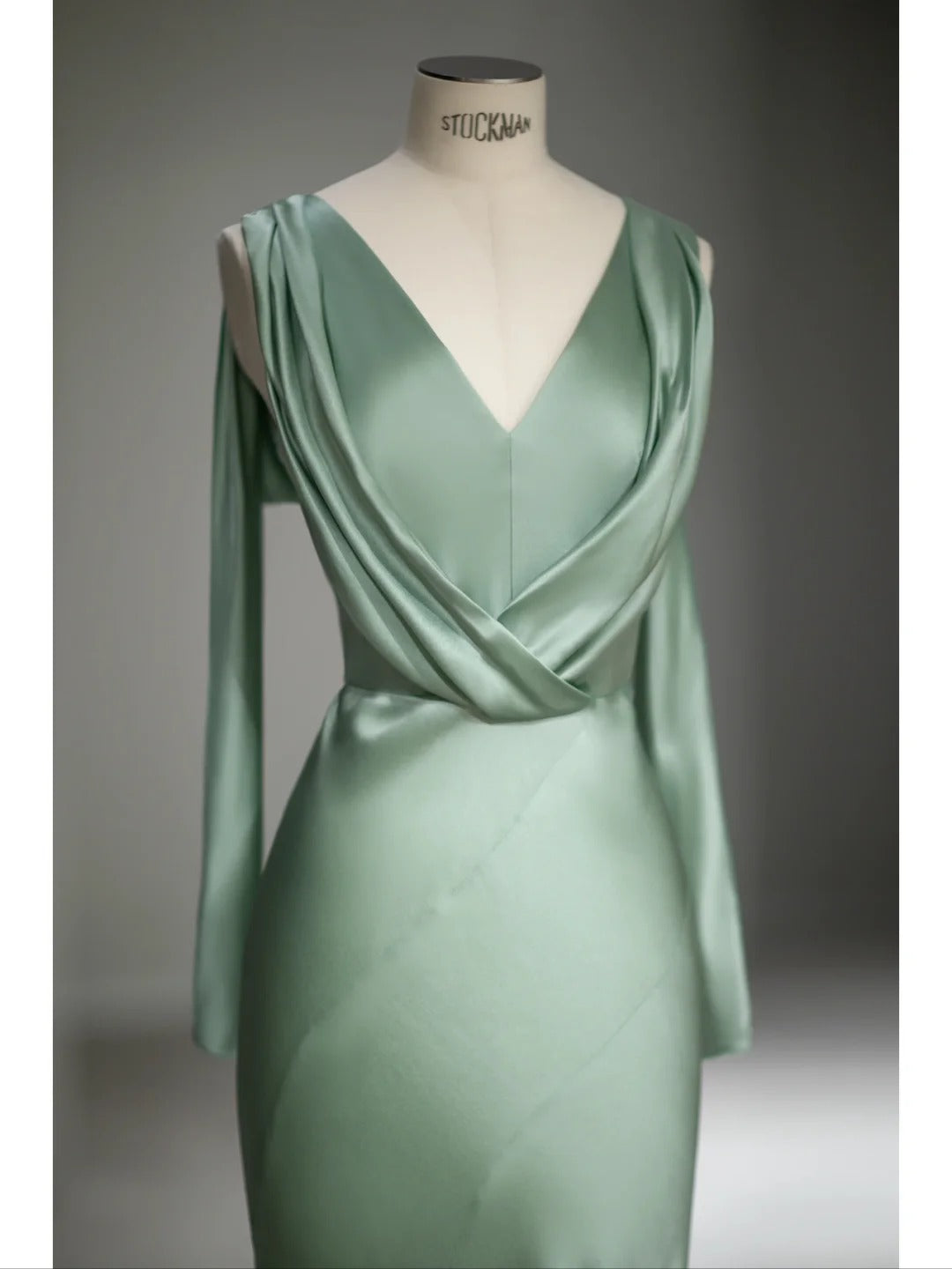 Pretty Mermaid V Neck Sage Green Satin Spring Summer Event Outfits Wedding Guest Dresses RB4009
