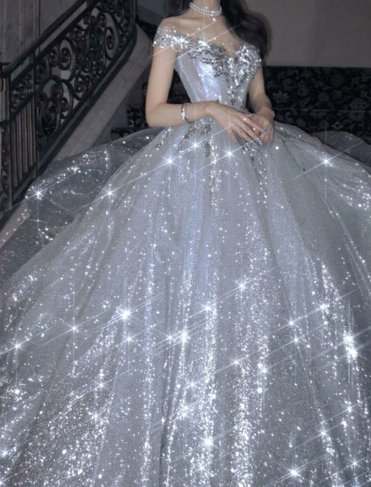 Verträumtes Ballkleid aus der Schulter Pailletten langes Brautkleid Fee formale kurze Ärmel Brautkleider B11