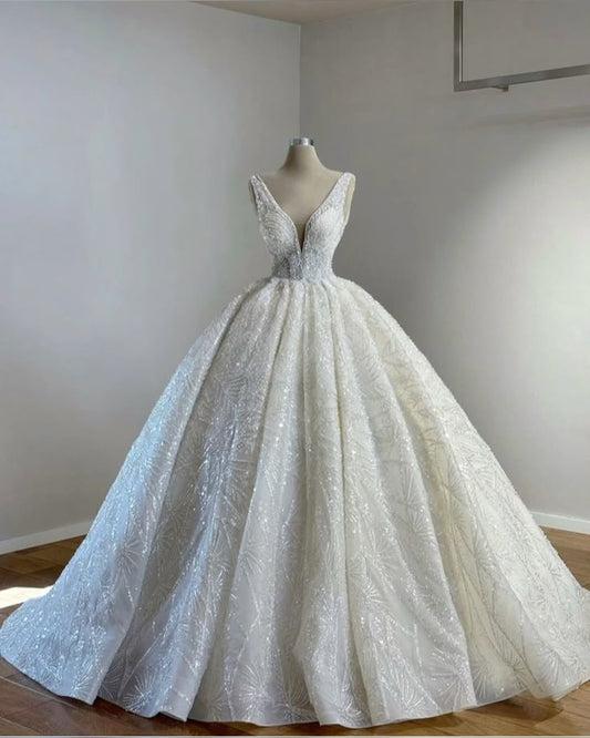Elegant Ball Gown V Neck Sleeveless Long Sequin White Beads Wedding Dress Fairy Formal Wedding Dresses B132