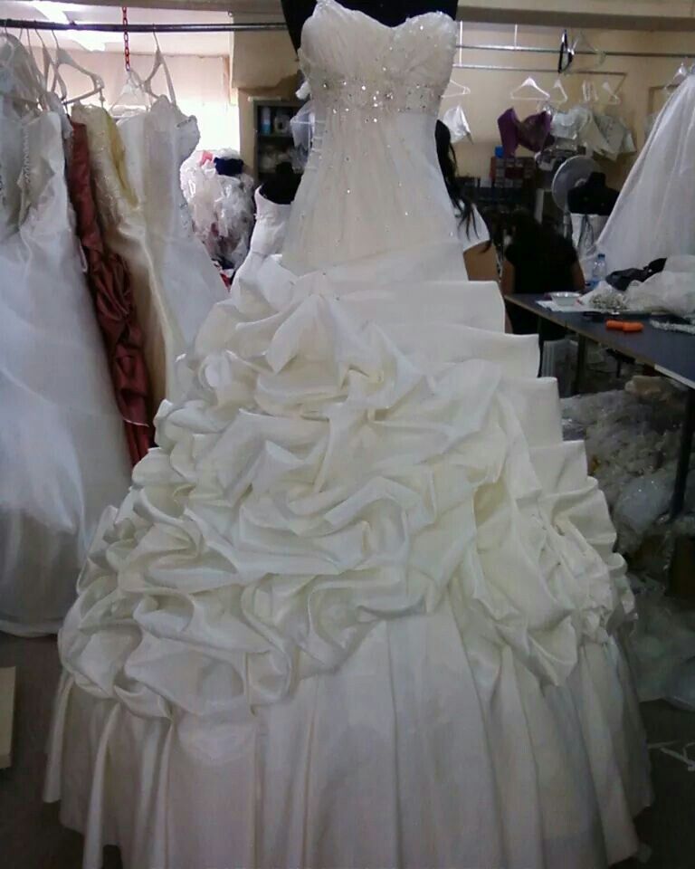 Retro Mermaid Strapless Ruffles Layers Long Wedding Dress Fairytale Formal Wedding Dresses Civil Ruffles Brides Gowns B196