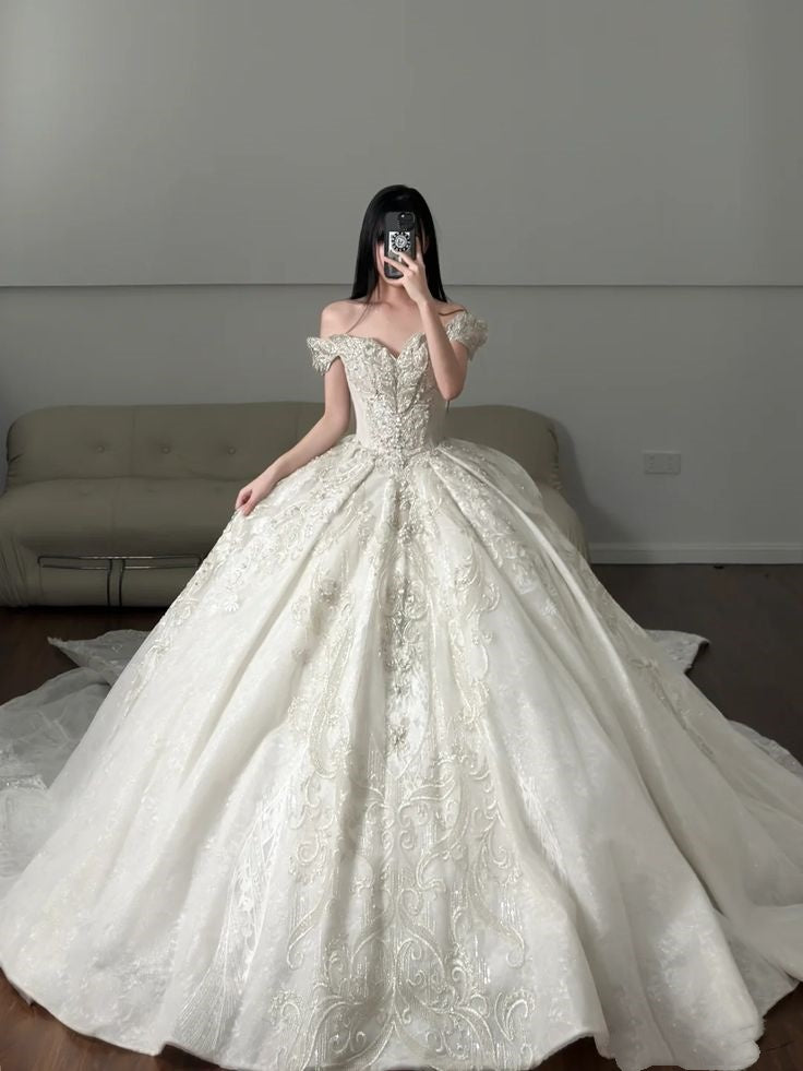 Dreamy Ball Gown Off The Shoulder White Tulle Lace Long Wedding Dress Fairy Formal Short Sleeves Wedding Dresses B24