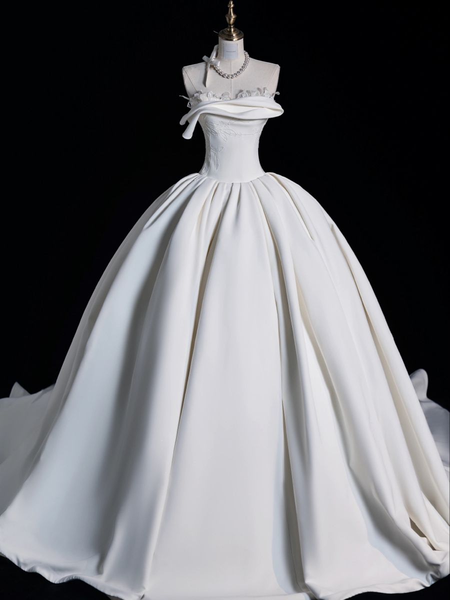 Simple Ball Gown Strapless Neck White Satin Long Wedding Dress Fairy Formal Brides Gown Wedding Dresses B27