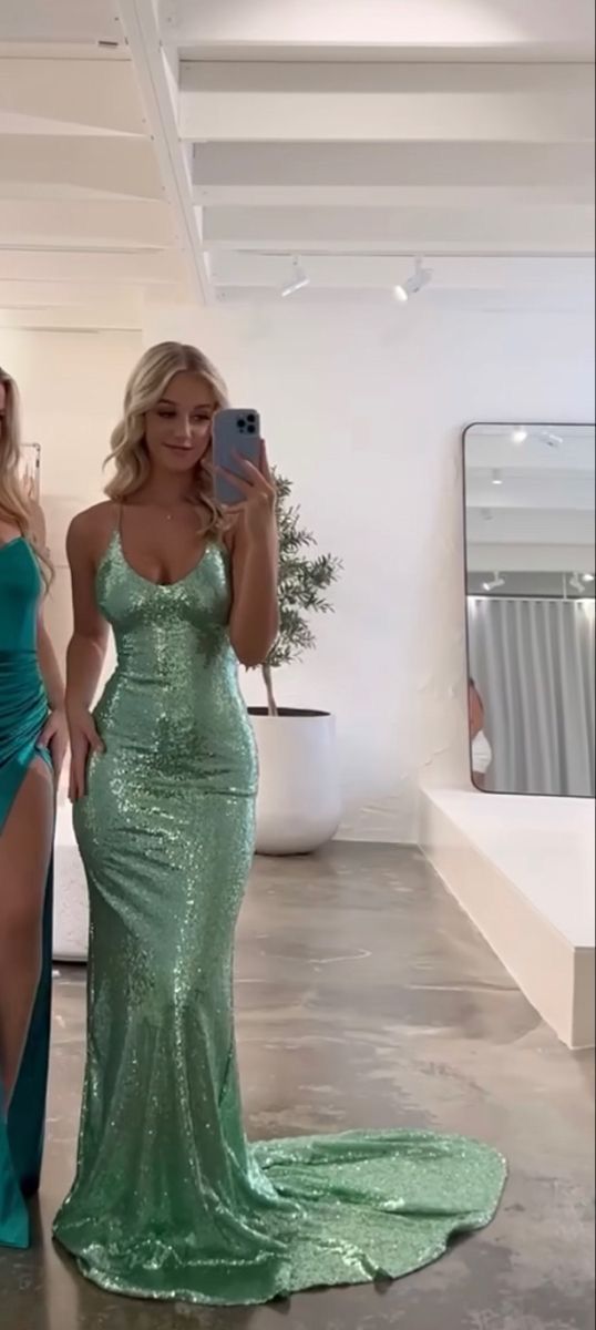 Sexy Meerjungfrau Neckholder Mintgrün Pailletten Langes bodenlanges Ballkleid Inspiration Party Ballkleider B426