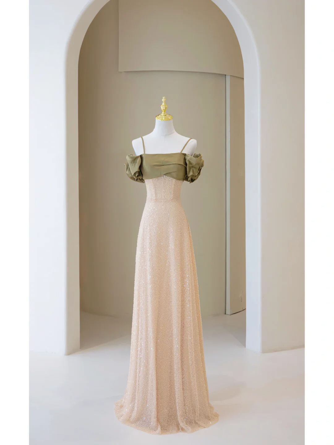 Elegant A Line Spaghetti Strap Sequin Pink Prom Dress Charming Evening Party Gowns Fashion Wedding Guest Dress AB1022