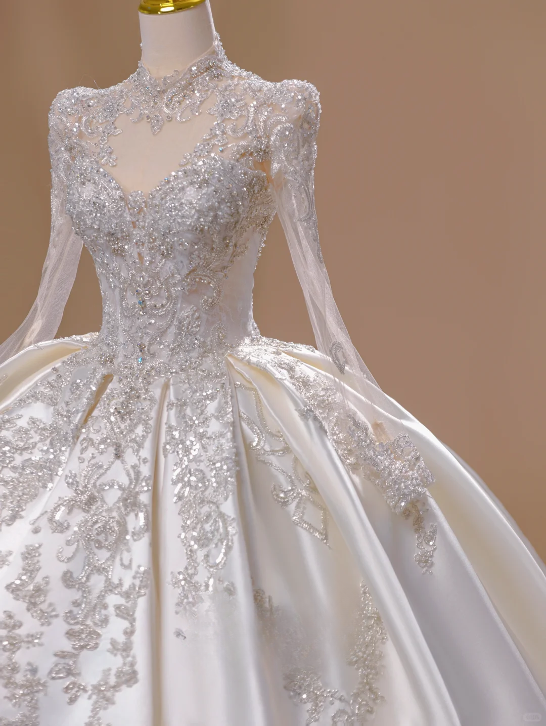 Dreamy Ball Gown High Neck Silver Sequin Appliques Long Wedding Dress Beautiful Formal Cute Wedding Dresses DH2811