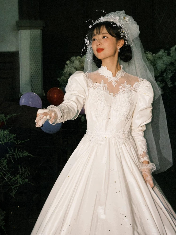 Vintage Wedding Dresses Ball Gowns High Neck White Satin With Lace Sleeves Summer Garden Wedding Dress N4087