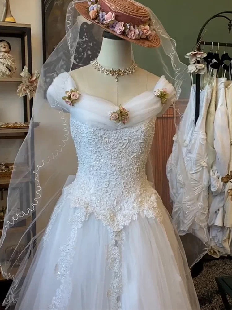Vintage A line Sweetheart Tulle With Flower Lace Summer Bridal Gown White Wedding Dresses RB3721