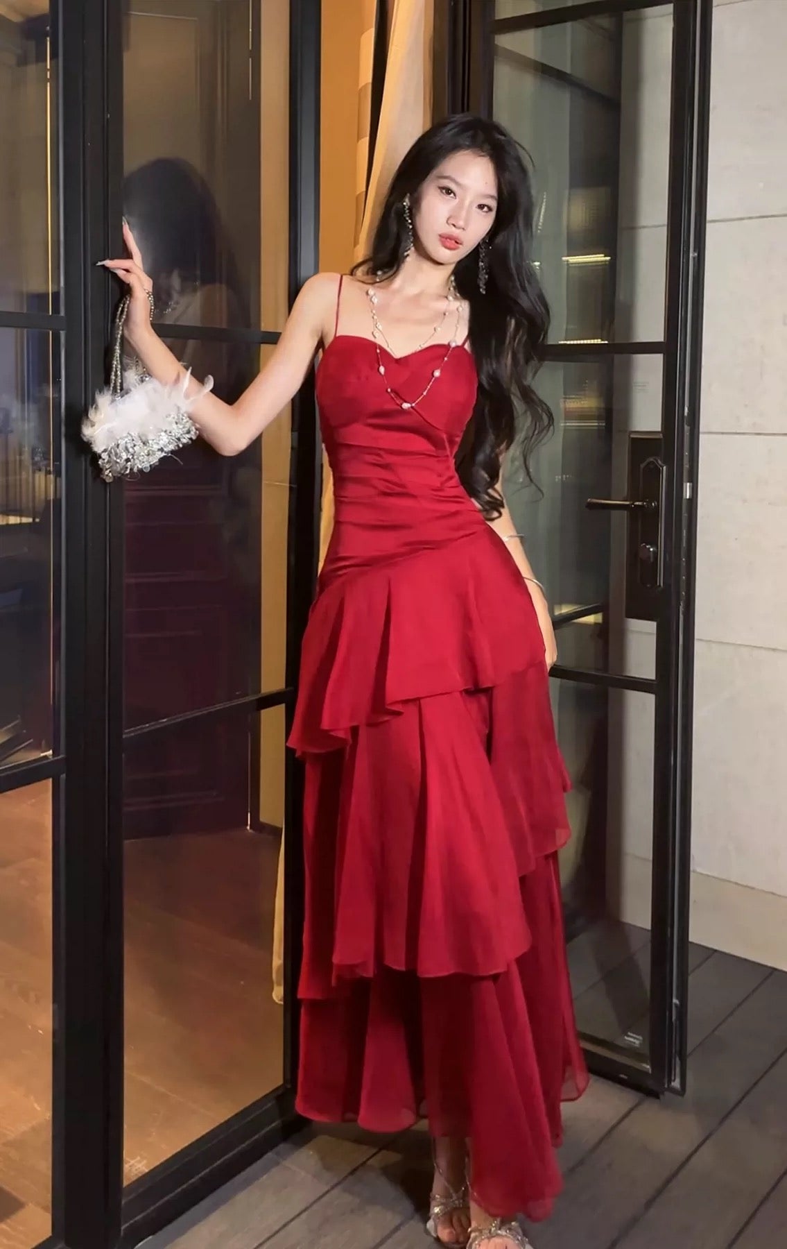 Free-Spirited Mermaid Spaghetti Straps Red Chiffon Layers Semi Formal Summer Garden Beach Spring Event Outfits Wedding Guest Dresses RB4951