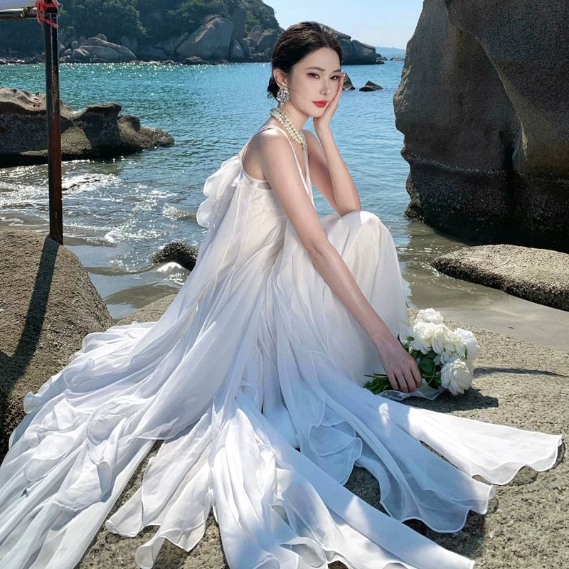 A-Linie V-Ausschnitt Chiffon Weiß Mit Rüschen Sommer 19. Geburtstag Elegantes Outfit Hochzeitsgastkleider N4073