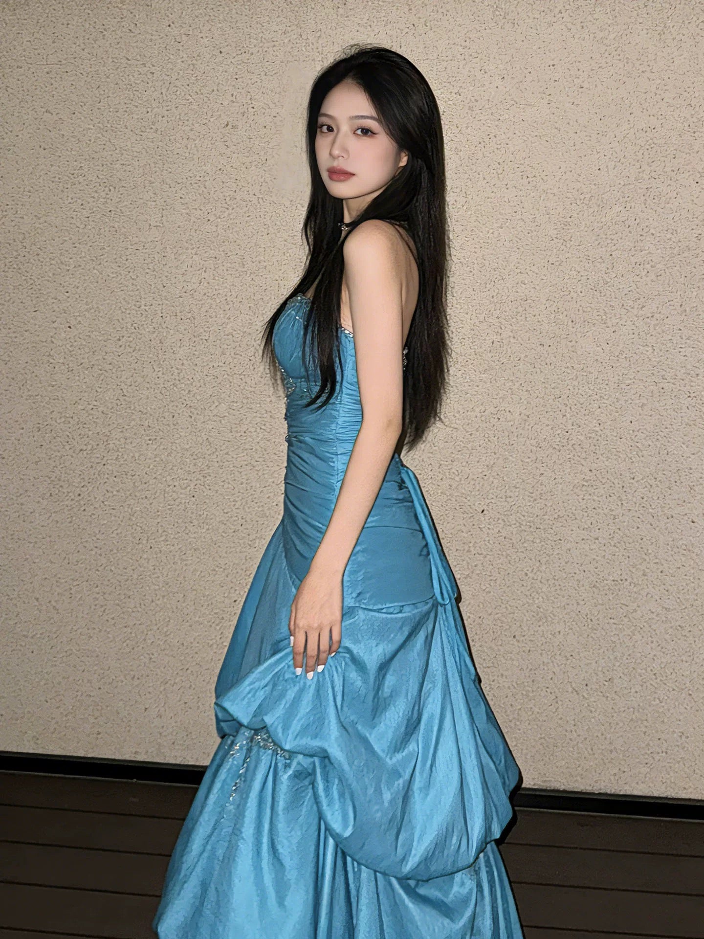Bescheidenes Ballkleid Trägerlos Blau Satin Geburtstag Elegantes Outfit Formelle Abschlussballkleider N4118