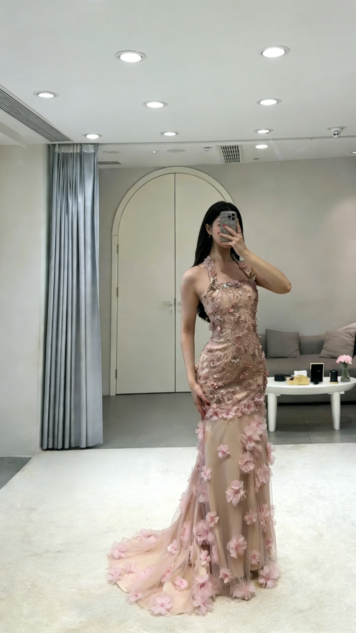 Robe de bal longue sans manches rose sirène à col halter en dentelle, style modeste, pour lycéennes et adolescentes (N004)