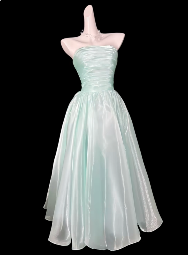 2026 Neue Homecoming-Kleider A-Linie Trägerlos Mintgrün Knielang Abschlussball Cocktailkleid N4329