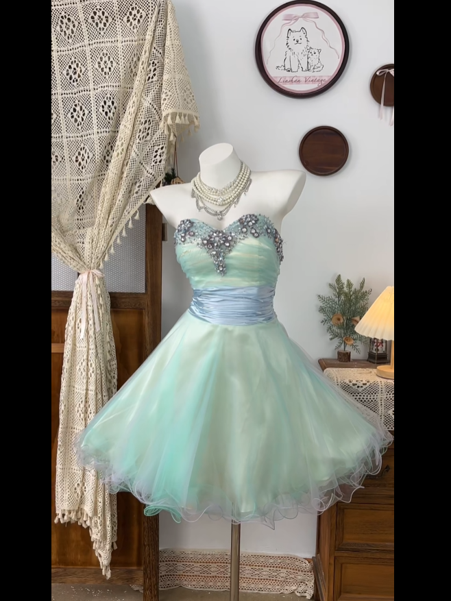 Wunderschönes Ballkleid, Sweetheart-Ausschnitt, salbeigrüner Tüll mit Perlenstickerei, elegantes kurzes formelles Abschlusskleid, Inspiration für Homecoming-Kleider N4630