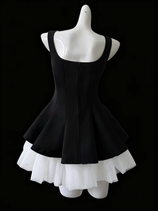 Wunderschönes Ballkleid mit eckigem Ausschnitt, kleines schwarzes Mini-Senior-Hoco-Kleid, Abiballkleider N4673