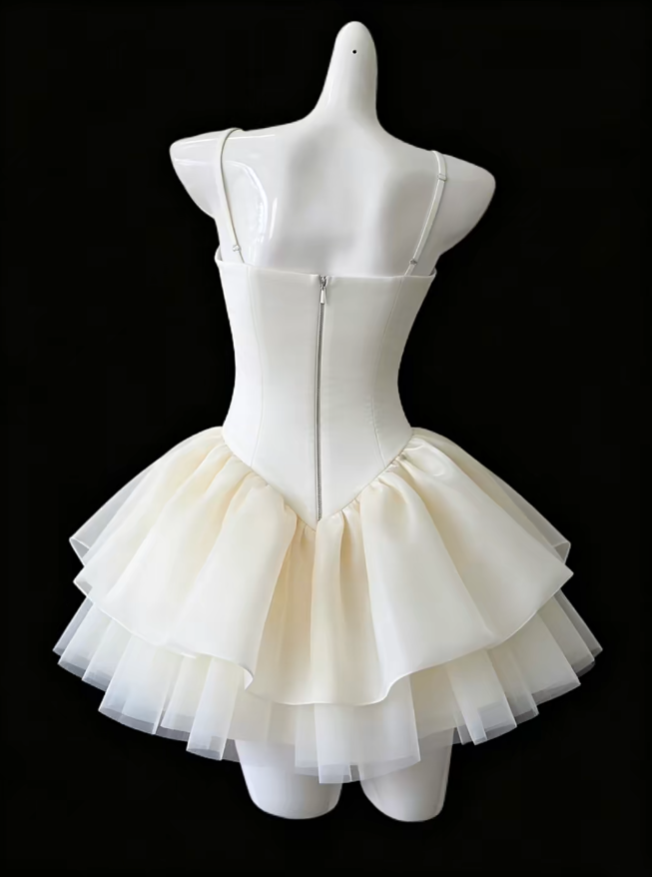 Modische Ballkleider Spaghettiträger Elfenbein Mini Senior Kurze Hoco Kleider High School Homecoming Kleider N4674