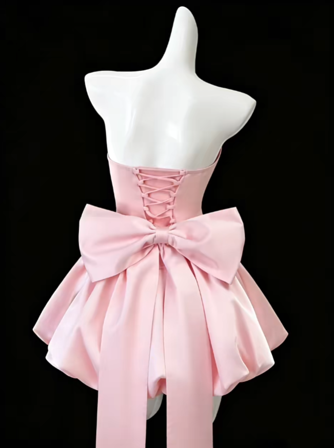 Hübsches Ballkleid, Trägerlos, Rosa Satin mit Schleife, Senior-Inspiration, Abschlussballkleider, Hoco-Kleider, Kurze Homecoming-Kleider N4683