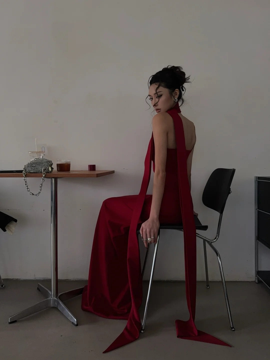 Elegantes, langes Meerjungfrauen-Abendkleid mit Spaghettiträgern, rot, mit passendem Schal, formelles Kleid N702