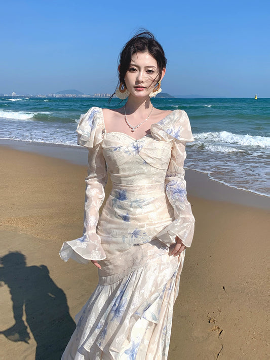 Elegantes Meerjungfrauen-Abendkleid mit eckigem Ausschnitt, floralem Chiffonmuster, blauen Ärmeln und langen Ärmeln – perfekt für den 16. Geburtstag oder andere festliche Anlässe (AB2466)