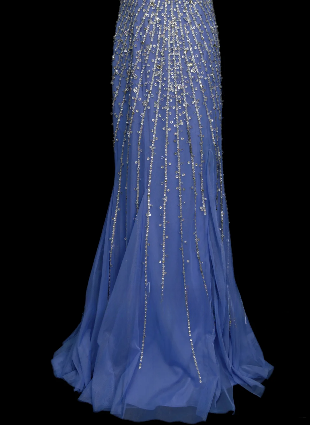 Elegantes, formelles Meerjungfrauen-Abendkleid mit Herzausschnitt, blauen Pailletten und Perlen – ein beeindruckendes langes Abendkleid für 2026 (OB027).