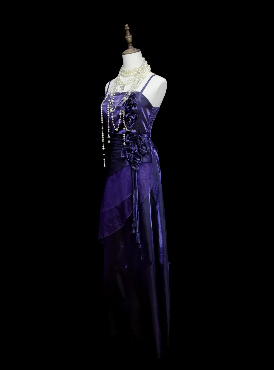 Robe de bal longue chic à bretelles spaghetti, couleur raisin et fleurs, coupe trapèze, idéale pour une soirée, un 19e anniversaire ou une remise de diplôme (OB048)