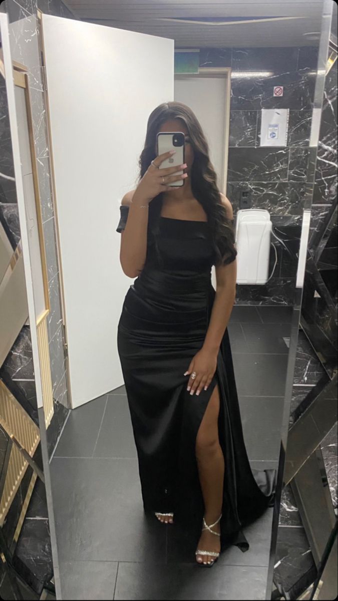 Robe de bal élégante en satin noir, épaules dénudées, longueur au sol, style sirène, tenue d'anniversaire, RA007