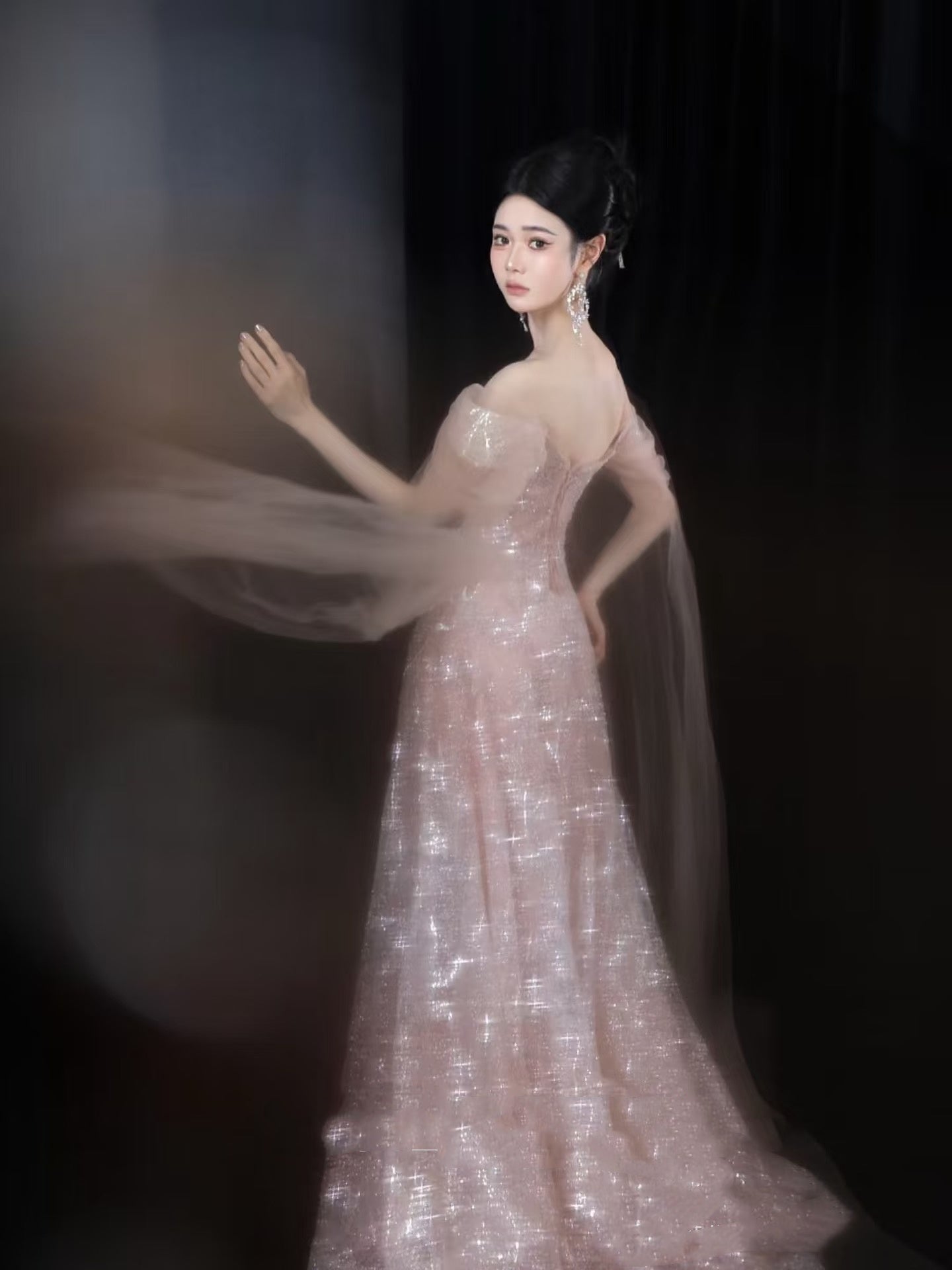 Robe de bal unique à épaules dénudées en tulle rose, robe de bal longue, tenue de soirée, d'anniversaire, de remise de diplôme, RB1026